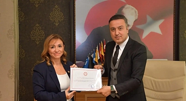 Baro Başkanı Mazbatasını Aldı