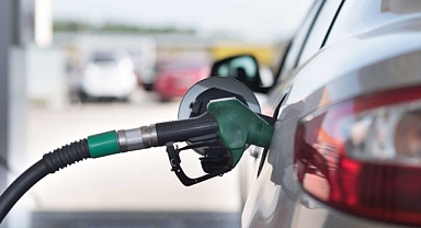 Benzine Bu Gece 74 Kuruş Zam Geliyor