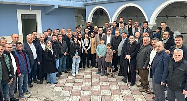 MHP Köy Köy Gezip Vatandaşlarla Bayramlaşıyor