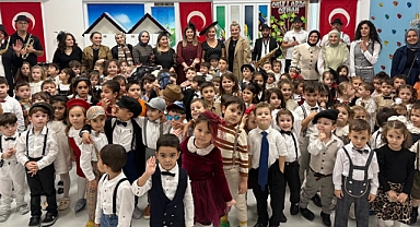 Minik Kalpler Cumhuriyet İçin Büyük Attı