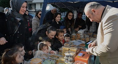 Minik Kalpler Gazze İçin Attı