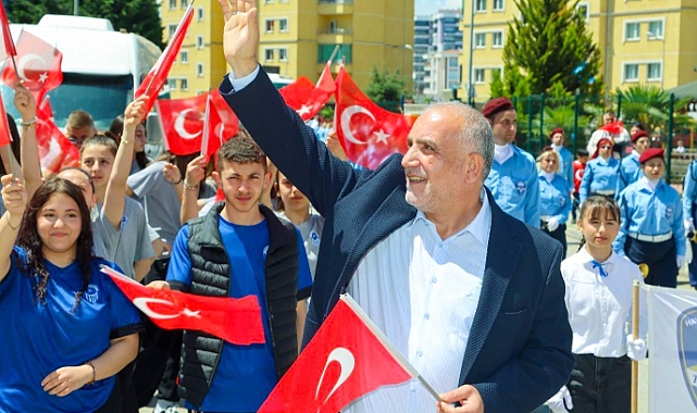 19 Mayıs Coşkusu Canik'te Yaşanıyor 